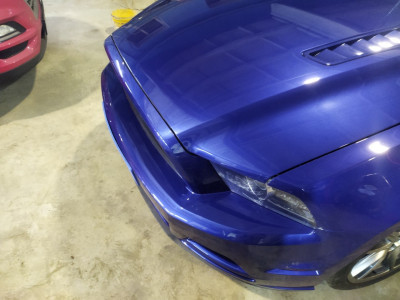 Покраска капота Ford Mustang
